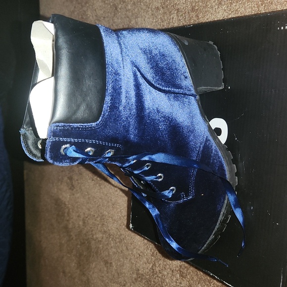 Velvet blue booties sz10 - Picture 2 of 3